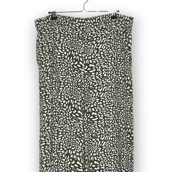 Ann Taylor Loft Wide Leg White Green Animal Print Crop Pants Women's Size Large - Picture 3 of 9